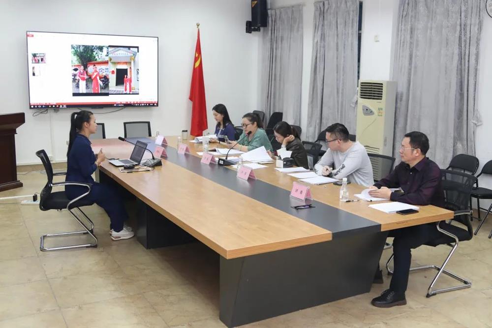 665e766c4a3448d0a6df54e843db7c38.jpg 665e766c4a3448d0a6df54e843db7c38.jpg